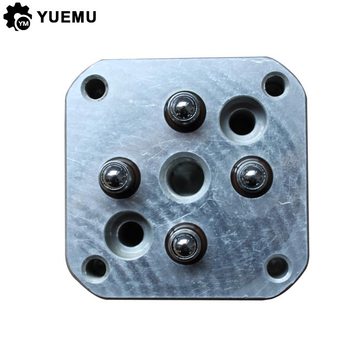 Pilot Valve Cover 9233096 for Hitachi Pilot Valve Cover ZX200-1